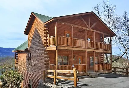 Bentley Lodge - Six Bedroom